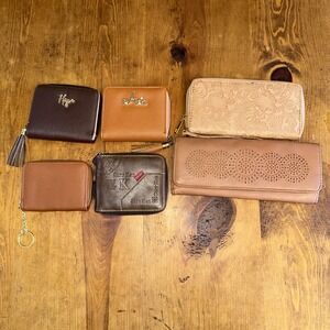 Lot of 6 Womens Wallets Carr Ken Floral Embossed Laser Cut Tassel Brown Tan Set